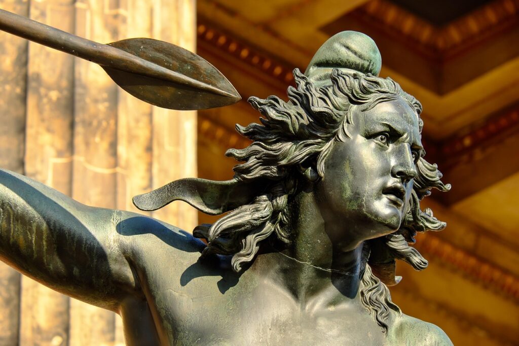 Détail d'une statue en bronze tenant une lance, musée de Riace, Calabre