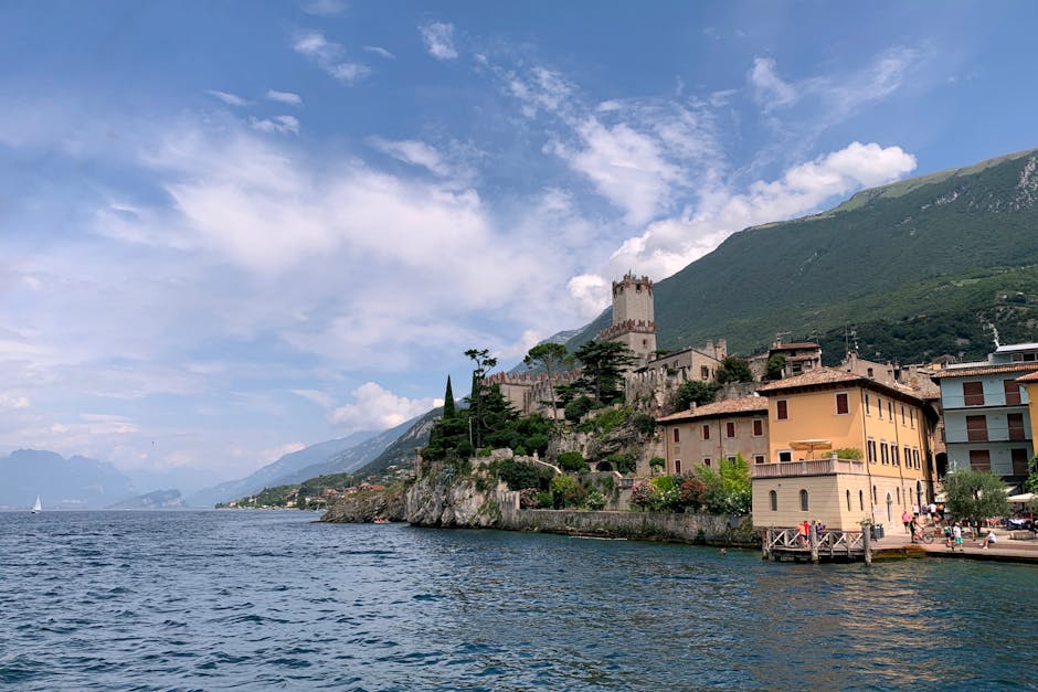 Village médiéval de Malcesine sur le lac de Garde, près de Trente