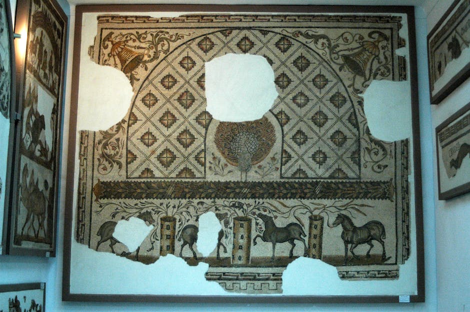 Fragment mozaiki z pawiem i końmi, ubytki, Muzeum w Bari