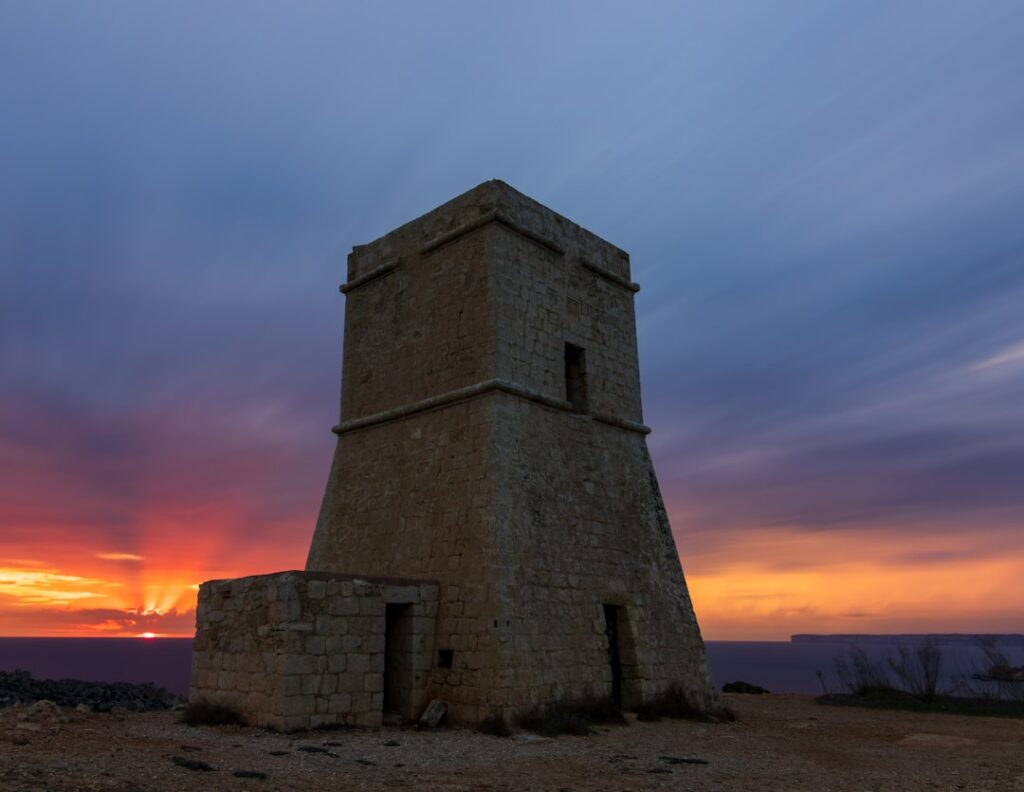 Zachód słońca przy Torre Quetta