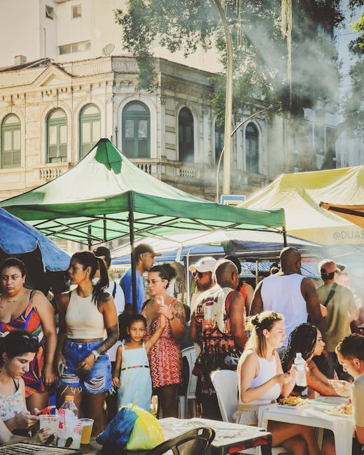 Bari Food Festival openlucht kraampjes en menigte
