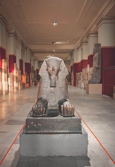 Egyptische sfinx in museumgalerij, tentoongesteld in Piemonte