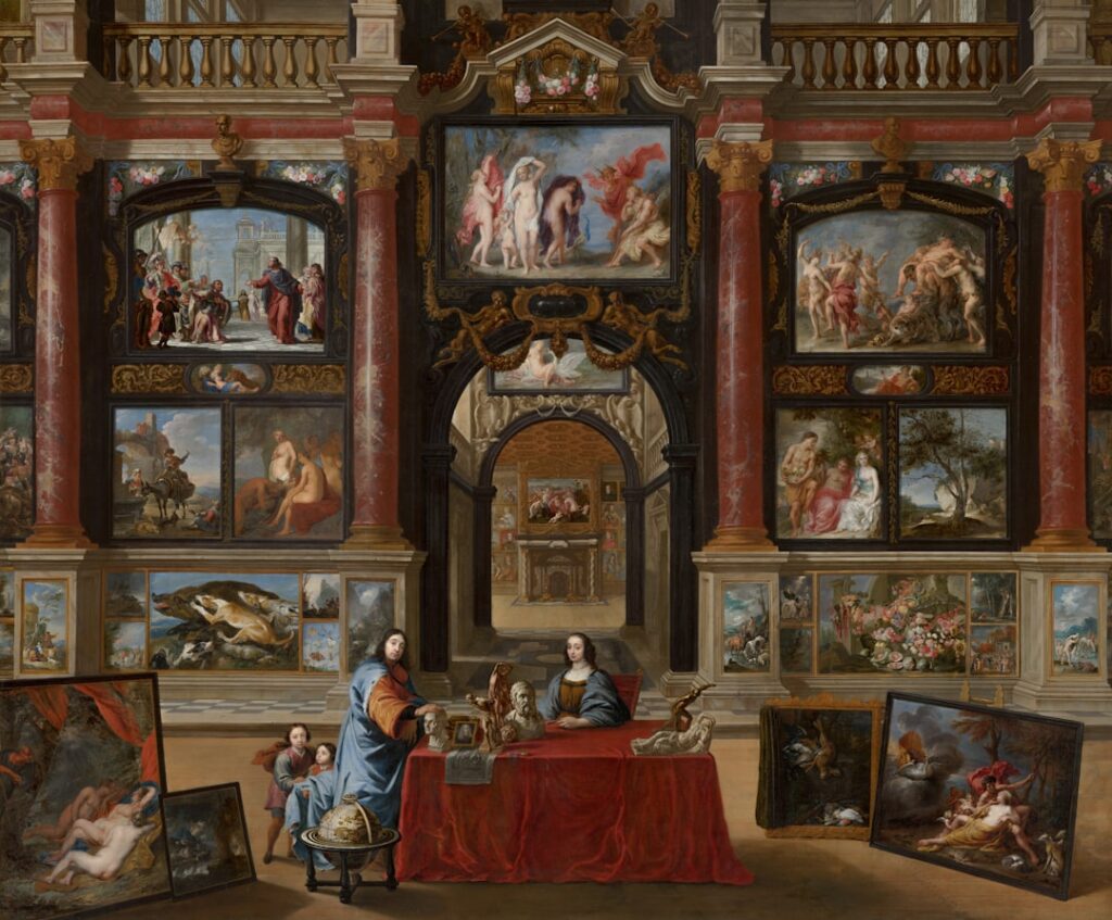 Interno della Galleria Nazionale dell'Umbria con dipinti rinascimentali