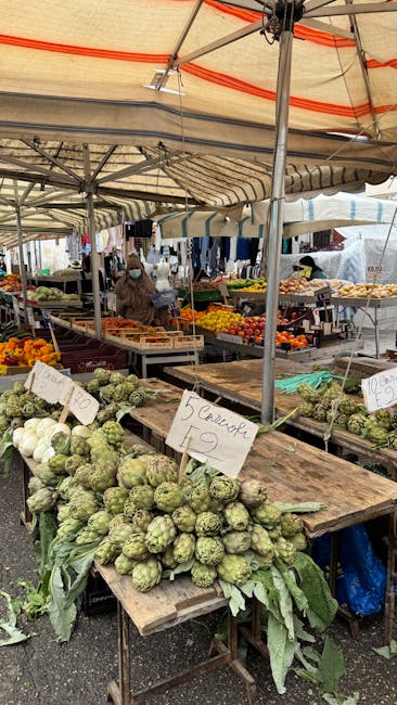 Biomarkt van Perugia met kraampjes en produce