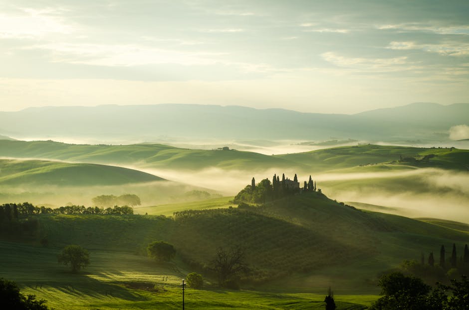Val d'Orcia rolling hills morning mist