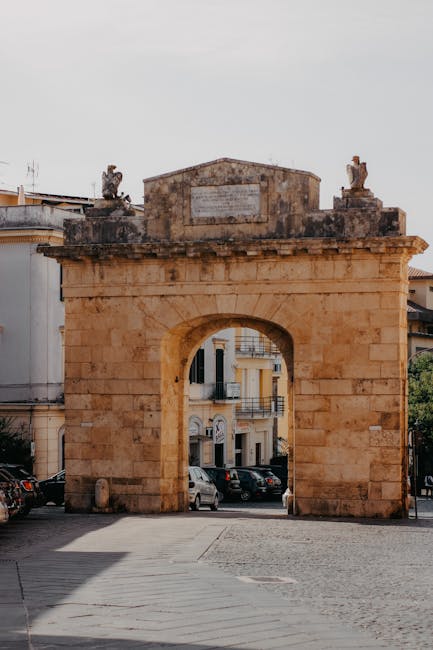 Porta Camollia gate
