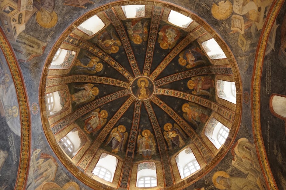 Fresk na kopule z wizerunkami świętych w muzeum Rodos