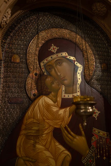 Icône byzantine de la Vierge à l'Enfant éclairée par une lampe, Rhodes