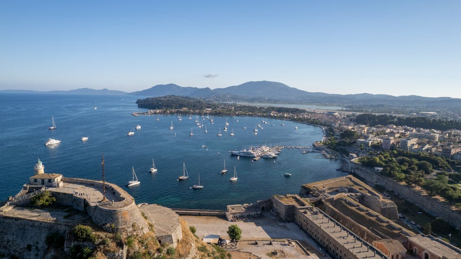 Baia di Garitsa di notte, Corfù