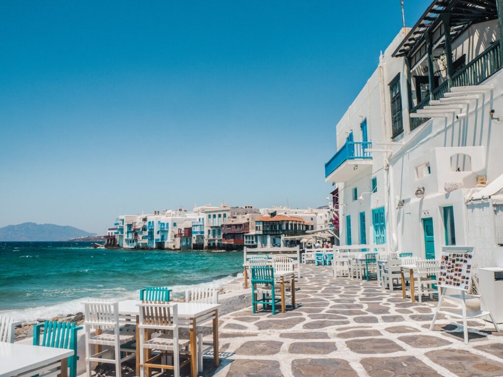 avondwandeling langs de kust van Mykonos