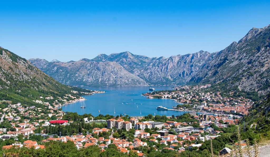 Kust van Kotor bij Dobrota