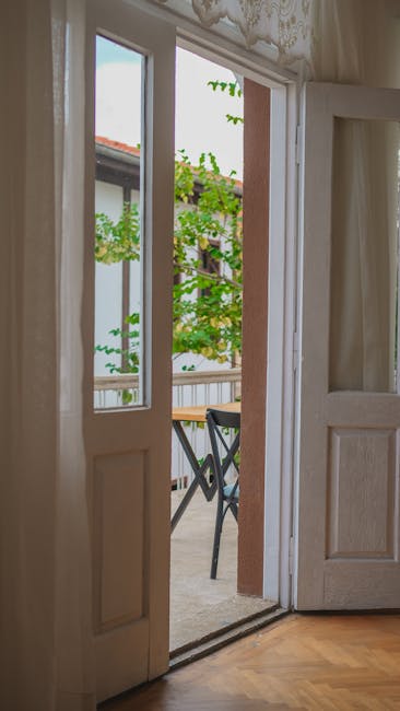 Seafront guesthouse room with balcony view in Kotor