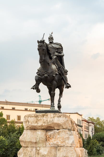 Skanderbeg Square statue