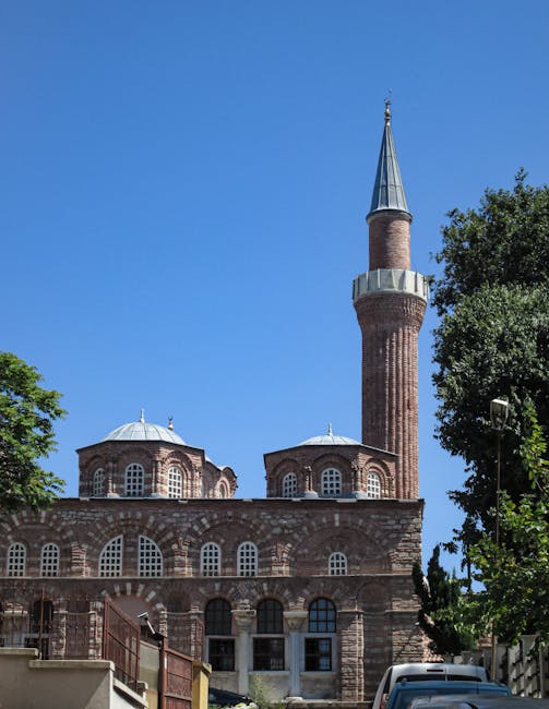 Moschea Et'hem Bey vicino a Piazza Skanderbeg