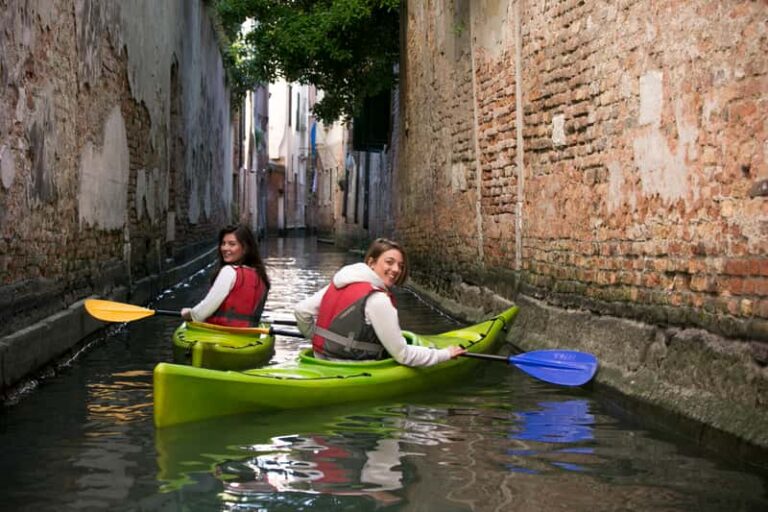 Kayak au fil des rii