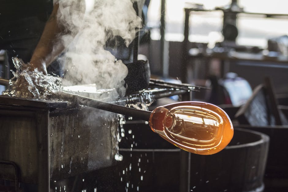 Glasblaasdemonstratie in het Museum of Ancient Glass