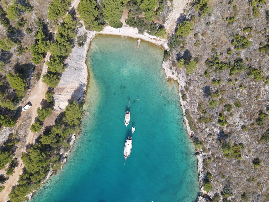Secluded pebble cove for a family picnic in Milna Bay