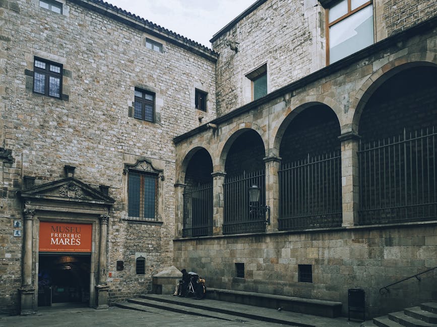 Ingresso storico del Museu Picasso a El Born
