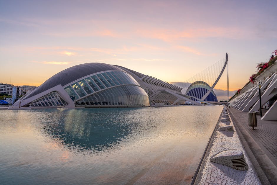 Panorama della Ciutat de les Arts i les Ciències al tramonto
