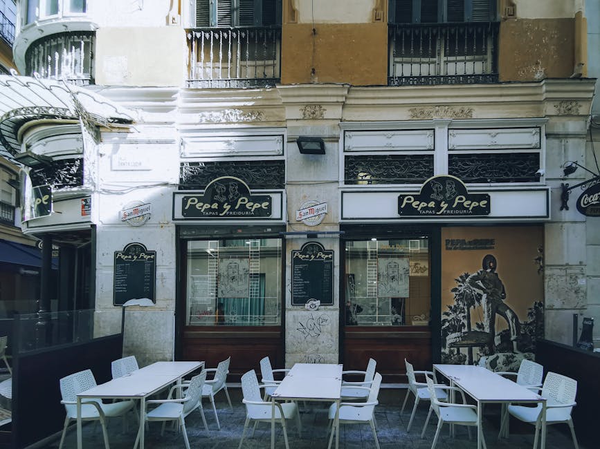 Esterno di un bar di tapas nel centro storico