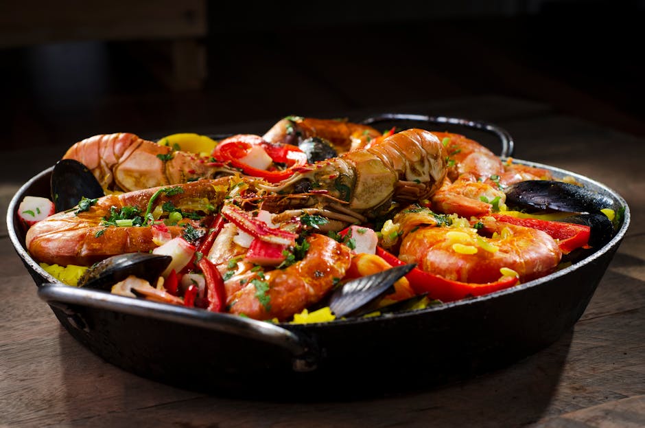 Paella valenciana servita in un ristorante di El Palmar