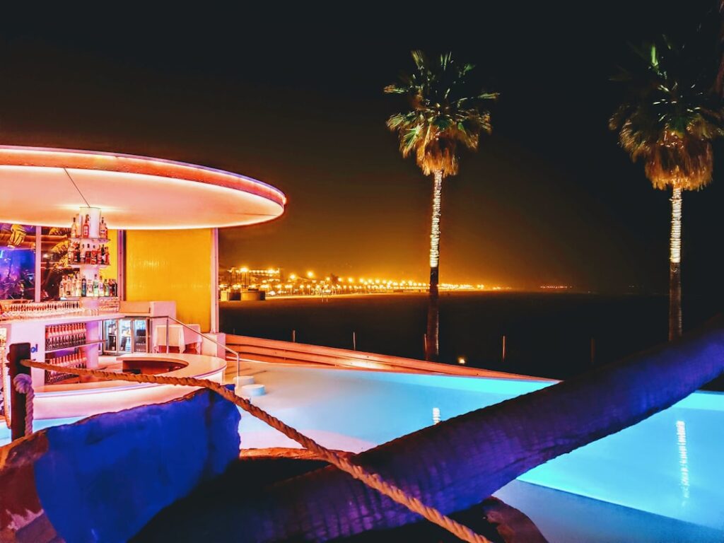 Rooftop bar estivo e vita notturna a Valencia