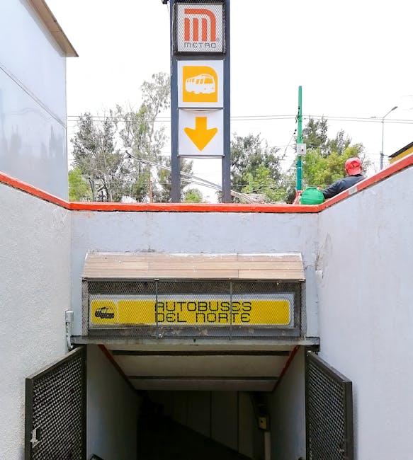 Front entrance of Granada bus station at Glorieta de la Estación