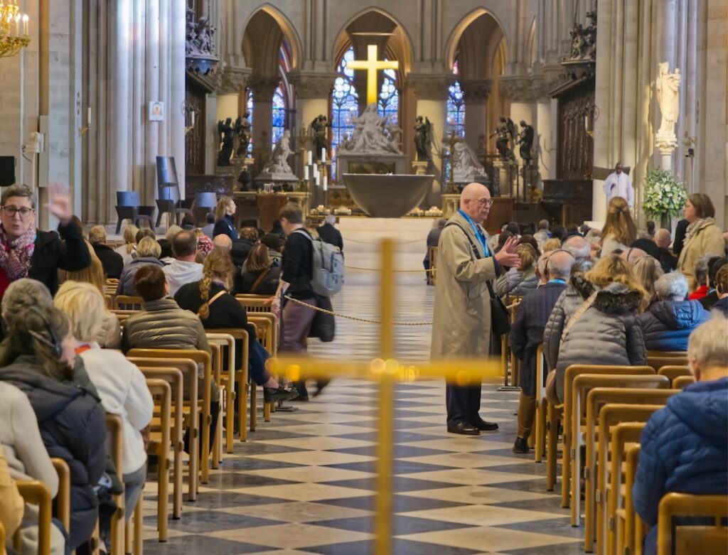 Pilgermesse in der Kathedrale zur Mittagszeit