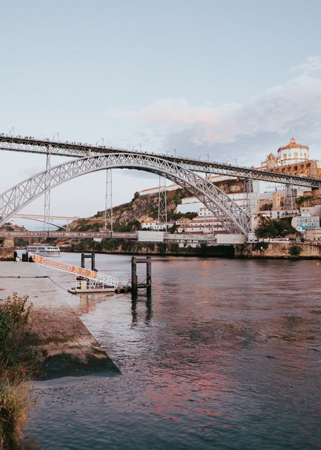 Dom Luís I Bridge arching over the Douro River in Porto