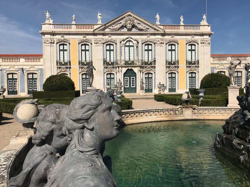 Fasada Pousada Palácio de Estoi o wschodzie słońca i ogrody