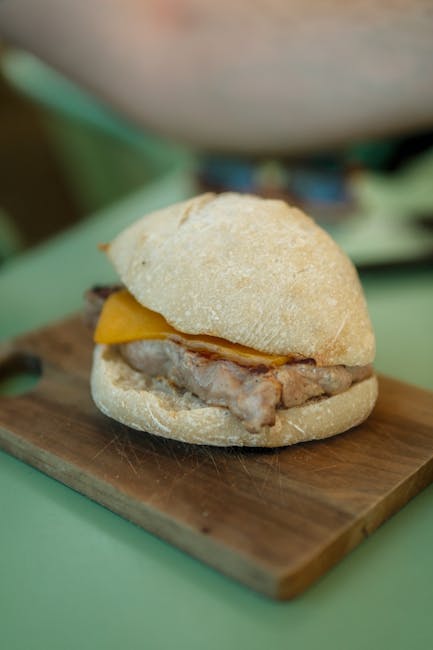 sandwich di bolo do caco presso A Casa do Bolo do Caco
