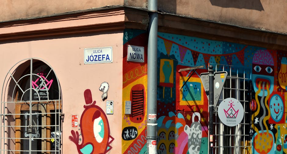 Kazimierz street art mural by day