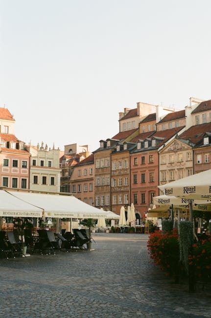 Rynek Starego Miasta w ciągu dnia