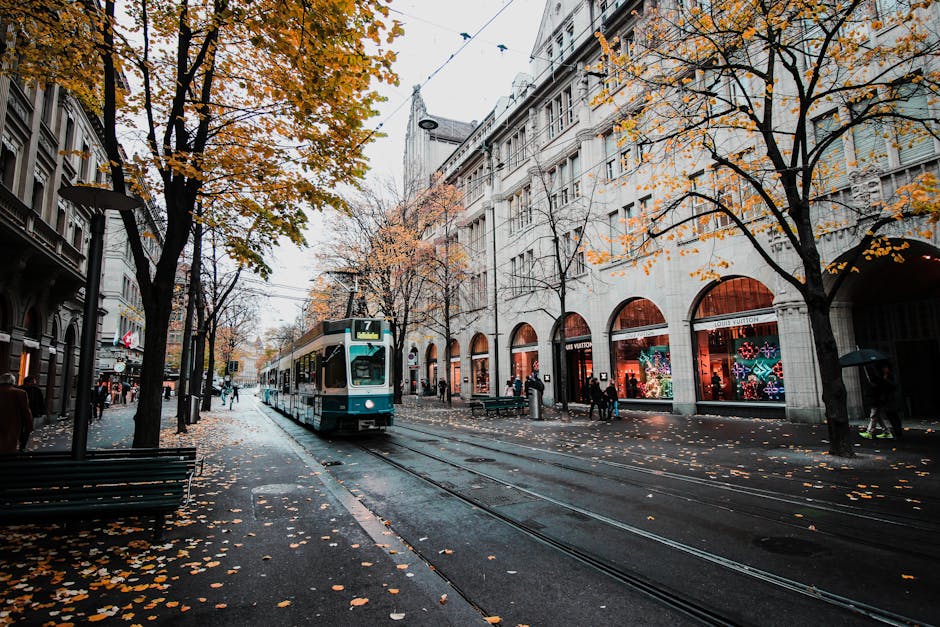 Zurich tram on Bahnhofstrasse