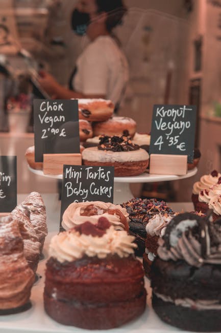 Patisserievitrine en counter bij Cœur Sans Gluten aan Pilatusstrasse