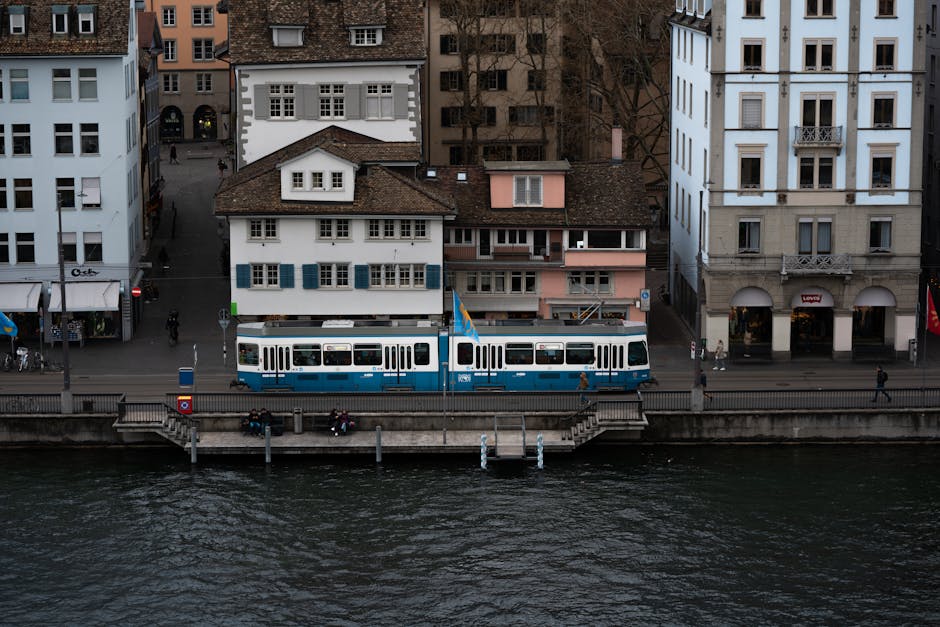 Lokaal kaartje met tramhalte nabij het meer van Luzern